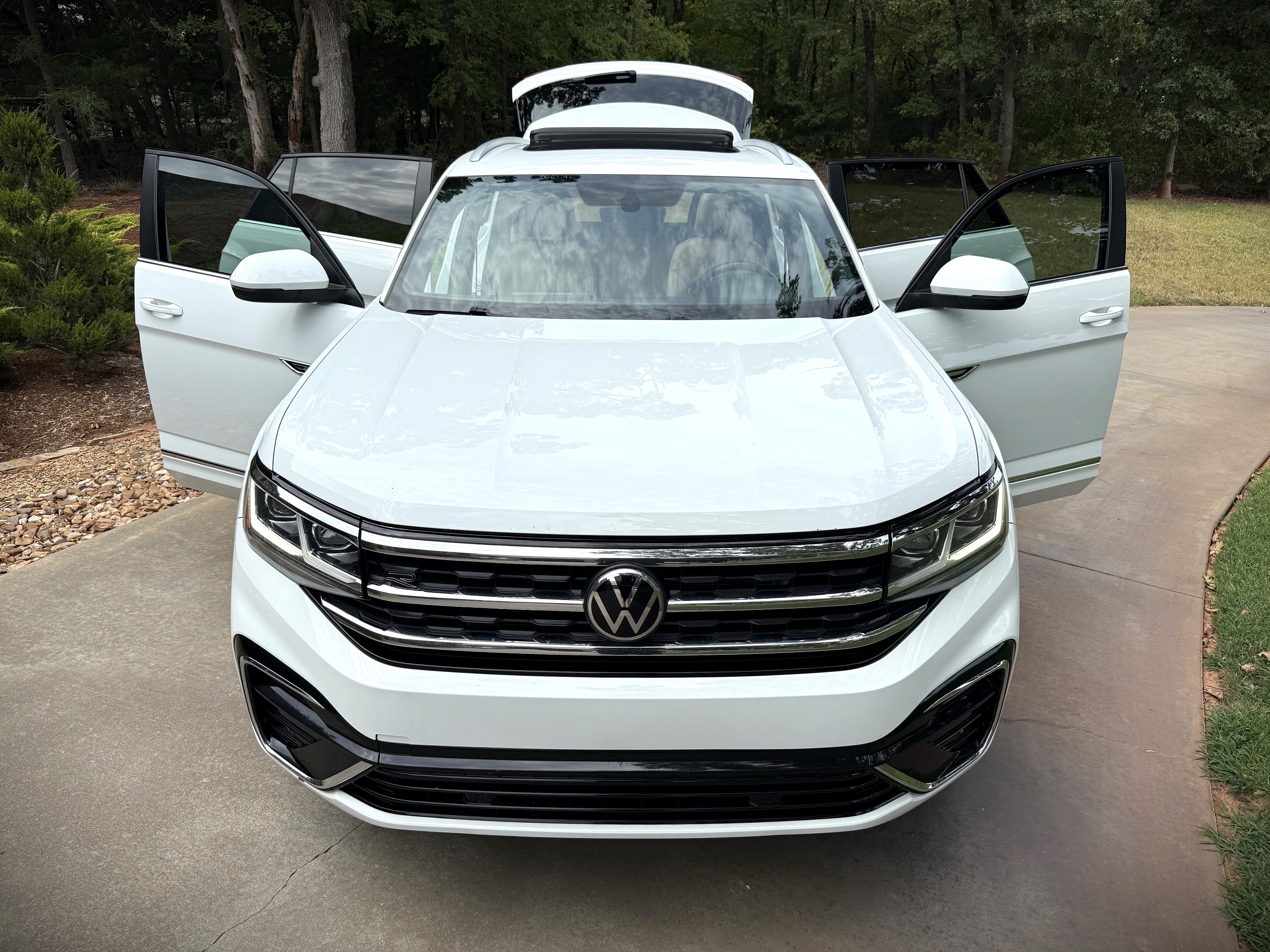 volkswagen atlas cross sport 2020 1V26E2CA6LC221549 image volkswagen atlas cross sport 2020 1V26E2CA6LC221549 image
